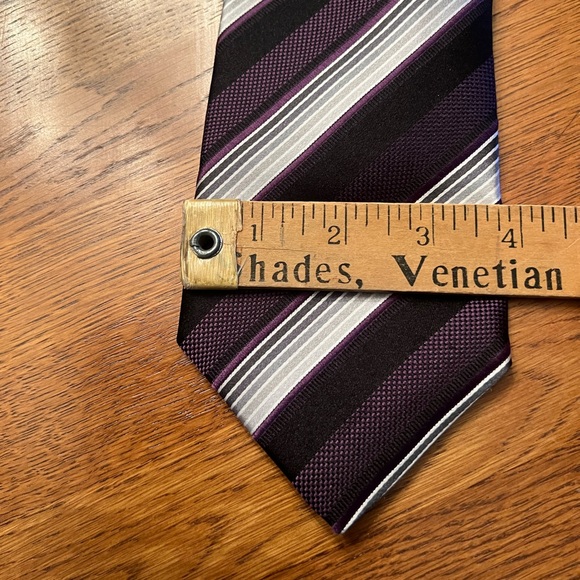 JZ Richard’s Men’s Tie - Picture 2 of 6